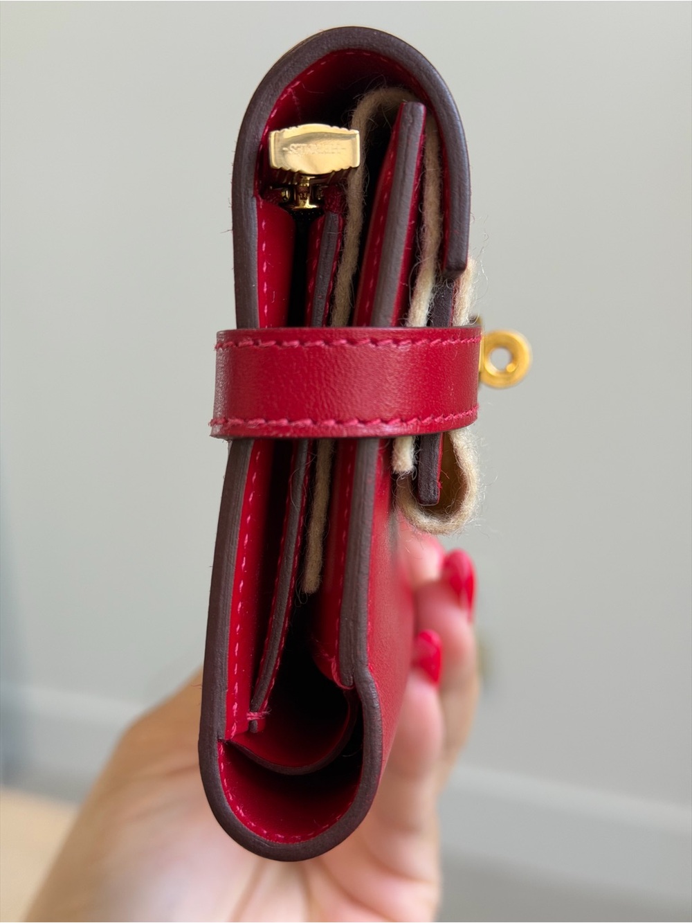 Hermes Rouge Box Kelly Wallet with Gold Hardware 2017 - Picture 2 of 7